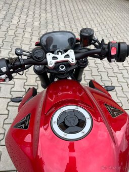 Triumph Streettriple 765RS - 9