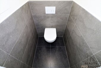 Exkluzivní obchodní prostory v centru Brna - PONÁVKA TOWER - 9