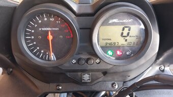 Suzuki Bandit 650s - 9