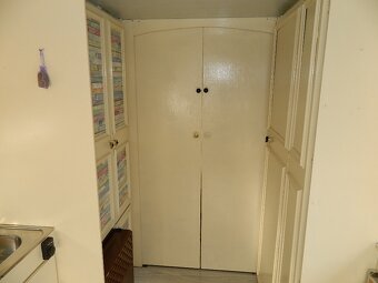 Dvouosý karavan EURA - 9
