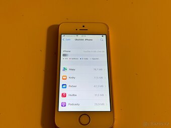iPhone SE 64Gb 1 gen v Top Stavu Batarie 76% - 9