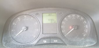 Škoda Fabia 1.2 htp r.v. 2012 - 9