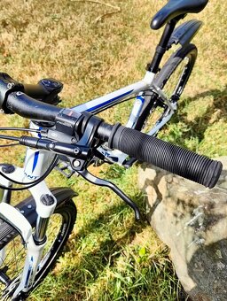 Horské kolo Giant Revel - vel. M, na 170–178 cm - 9