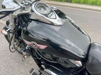 Kawasaki VN 1500 Classic Fi - 9