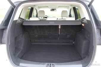 Ford Kuga VIGNALE 2.0 Tdci 132Kw 4x4 139000km servis kamera - 9