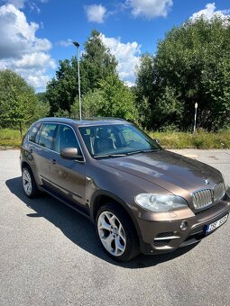 BMW X5 4,0 D nový motor - bez investic - 9