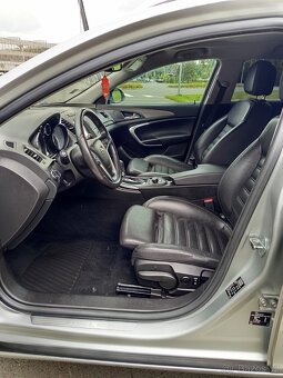 Opel Insignia 2.0 CDTI 96 kW - 2010 | AUTOMAT | STK ¹⁰/2027 - 9
