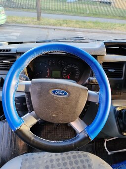 Transit T350 2.2TDCi L2H2, 6 míst, STK 6/27, klima, zahrádka - 9