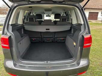 Volkswagen Touran - 9