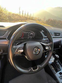 Škoda Superb 2,0 TDI 140 kW 4x4 DSG, Style, facelift - 9