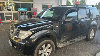 Nissan Patfinder - 9