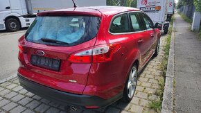 Ford Focus TITANiUM # - 9