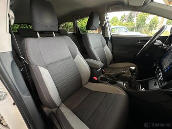 Toyota Auris combi 1.6 VVT-i 97kW BUSINESS původ ČR - 9