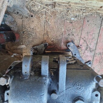 Hydrauliku Zetor 25 - 9