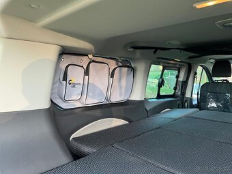 Vestavba do auta STELLA - 9
