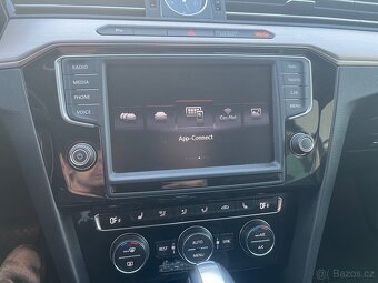 Prodám vw passat b8 140kw 4motion - 9