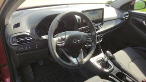 Hyundai i30 combi, r.v. 2023, 1.majitel, garážované - 9