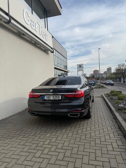 Prodám BMW 740D TOP výbava . je možnost Odpočtu DPH - 9