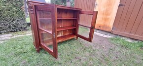Prodám starožitnou komodu - 9