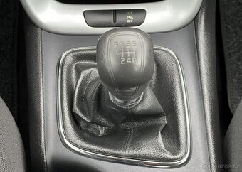 Kia Cee´d 1.4 CVVT LPG KLIMA TEMPOMAT manuál 73 kw - 9