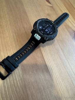 Garmin Instinct 3 – AMOLED 45 mm (černá) - 9