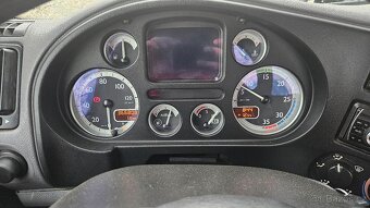 Prodám DAF LF 55.220 hákový nosič 18t. - 9