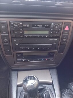 Volkswagen Passat B5.5 1.9 TDI HIGHLINE - 9