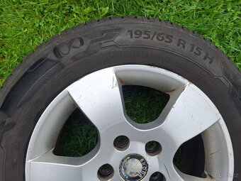 Pneu Barum 195/65 R15 – 2x Bravuris 5, 2x Polaris 6 + Al dis - 9