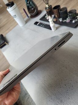 Lenovo IdeaPad S145 - zánovní - 9