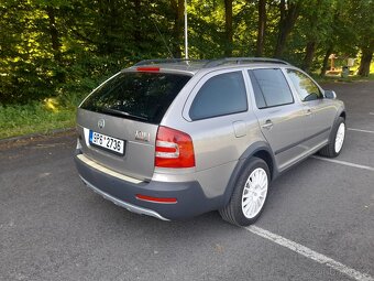 Octavia II Scout 4x4 2.0 tdi 103 kW - 9