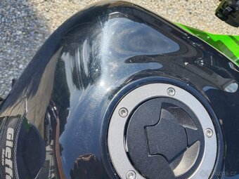 Kawasaki z1000sx - 9