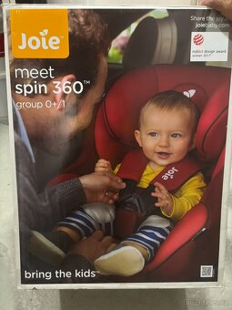 Otočná autosedačka Joie meet spin 360 - 9