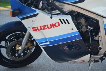 Suzuki GR75A 1986 - 9