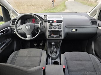 Volkswagen Touran TOP výbava - 9