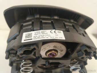 Řidičův airbag Škoda do volantu 2012 výše - 9