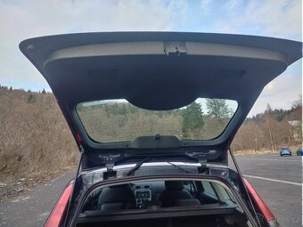 FORD FOCUS KOMBI 1.6 74KW BENZÍN - 9