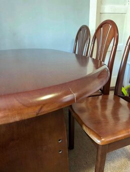 Jídelní stůl + 6 židlí - 9