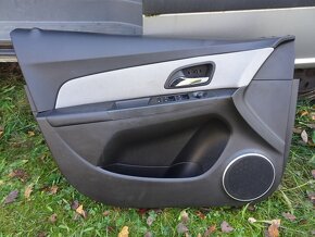 díly na Chevrolet Cruze 2.0 TDI 120 kw převodovka víko kufru - 9