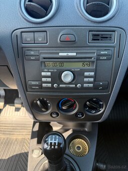 Ford Fusion 1.4 i benzín, málo km - 9