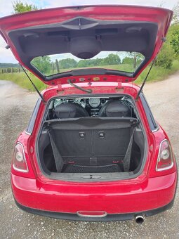 Mini Cooper One 1.4 70kw - Nová STK - 9