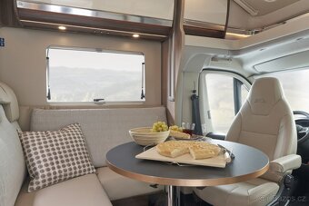 Laika Ecovip 3009 L - nový vůz 2025 - 9