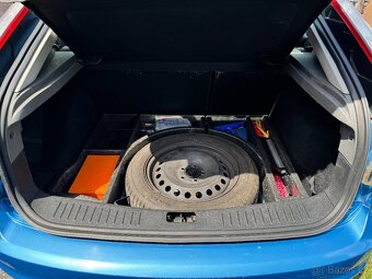 Ford Focus 1,6 benzín, 2011 - 9