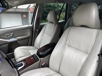Volvo XC90 2.9 T6 200kW 4x4 AWD Benzín Automat Kůže Xenony - 9
