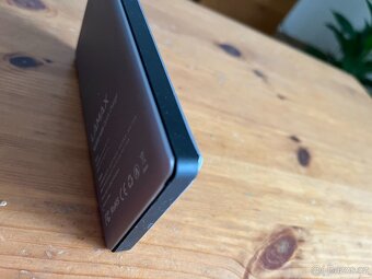 Powerbanka LAMAX 10000 mAh - 9
