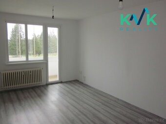 Pronájem bytu 2 +1, v OV, panel, 56 m2, Rotava ( okr. Sokolo - 9