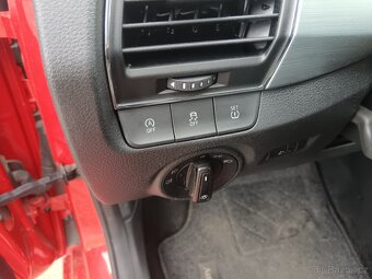 Fabia III 1.2 TSi 66kw klima vyhrev 2016 - 9