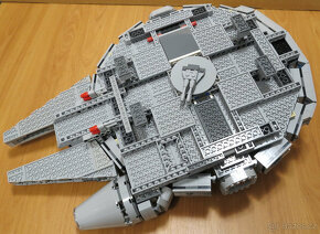 LEGO 7965 Millennium Falcon - 9