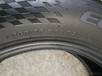 4x -- 205/60 R16 Letní pneu Kumho Ecsta PS71 -- - 9