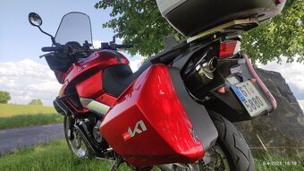 Aprilia ETV 1000 Caponord - 9