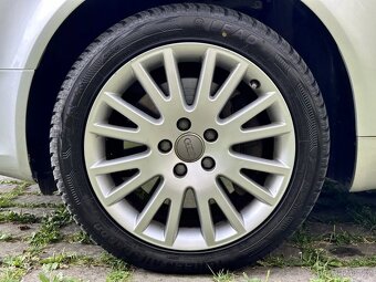 Audi A4 B7 2.0 TFSI 147kW Automat Navi 1. majitel ALU R17 - 9